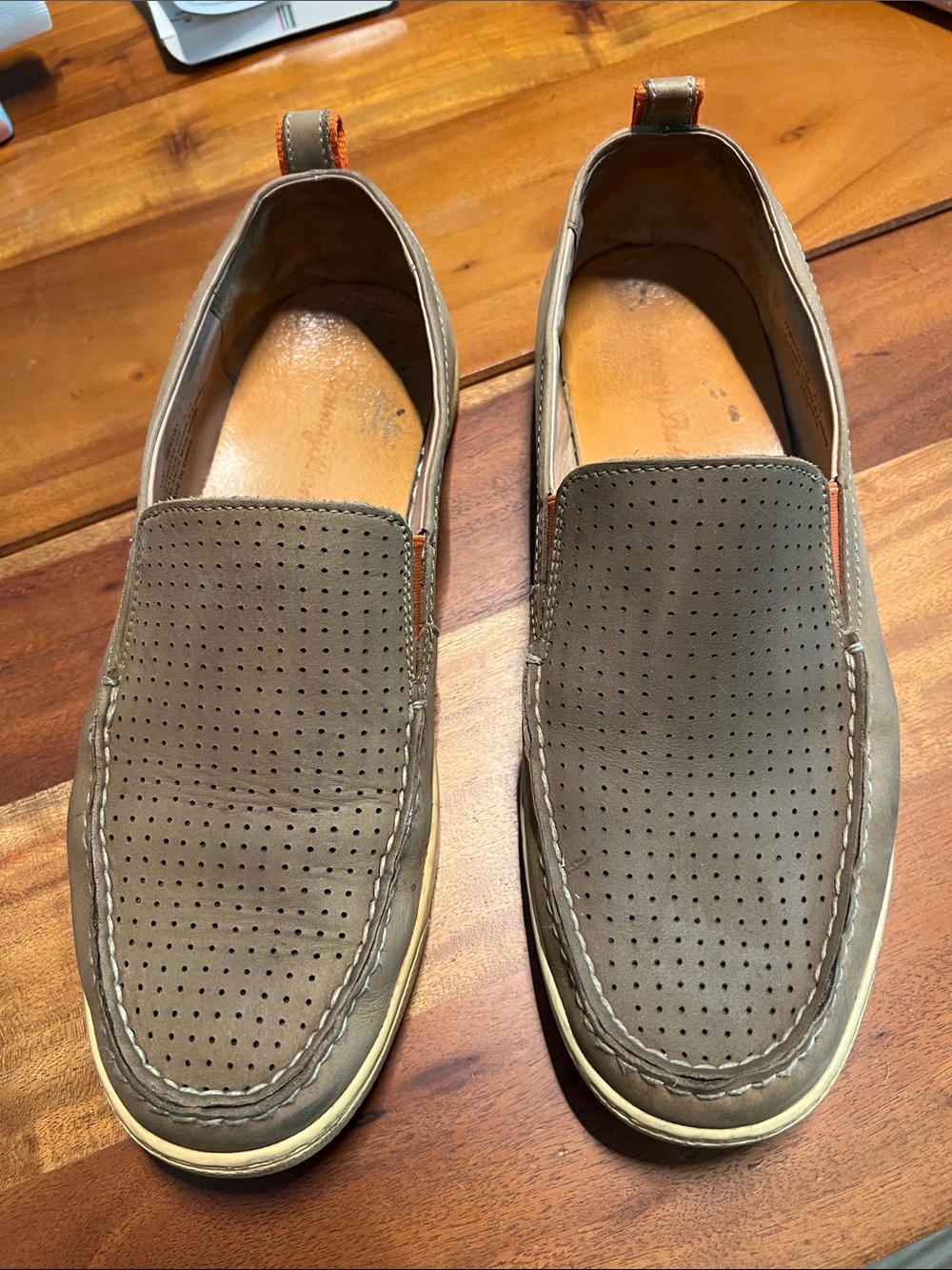 Tommy Bahama Tan Suede Leather Slip-On Loafers Sz 11 Medium